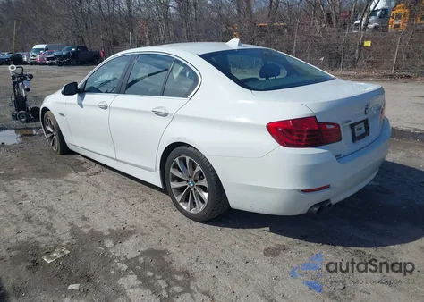 2016 BMW 528I xDrive из США, поврежденный, VIN WBA5A7C53GG150637